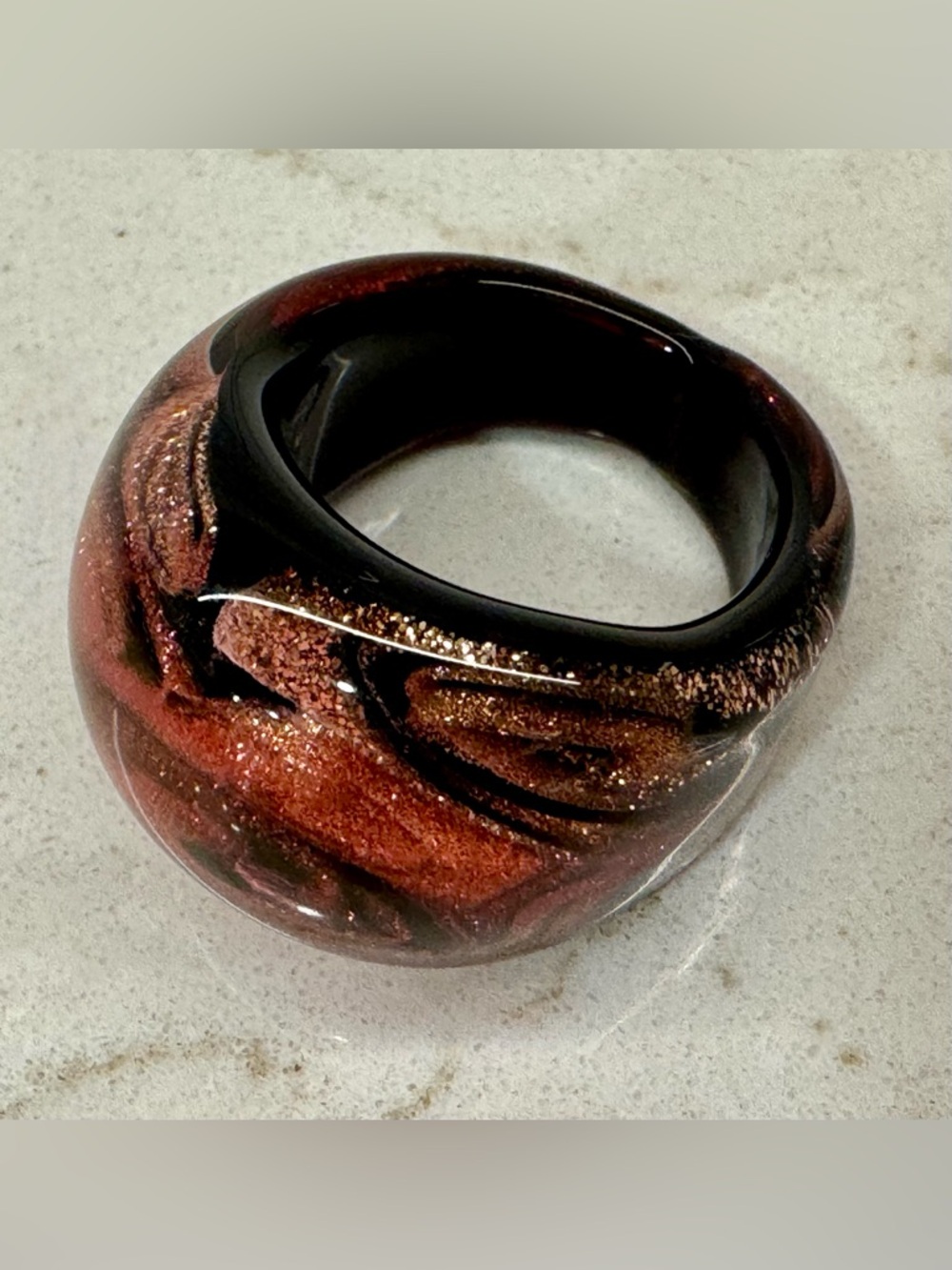 ♦️ Murano Style Red Gold Glitter Glass Ring Chunky Size 7.25 ♦️ - Picture 6 of 6